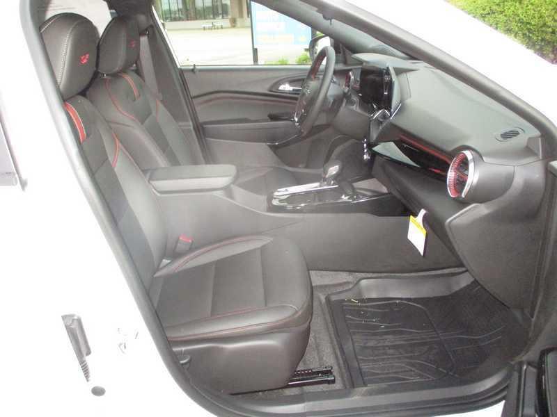 2026 Chevrolet Trax RS - Photo 22