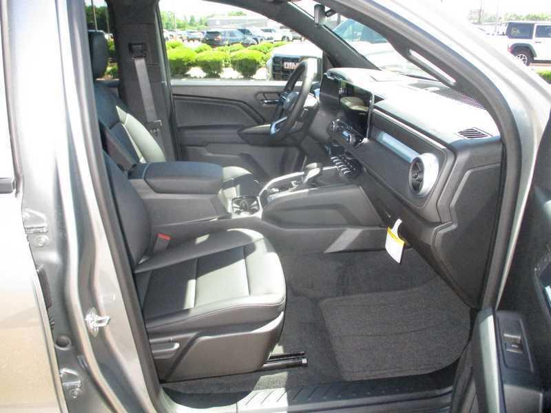 Chevrolet Colorado LT Crew Cab 2WD 2026