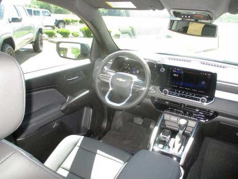 Chevrolet Colorado LT Crew Cab 2WD 2026
