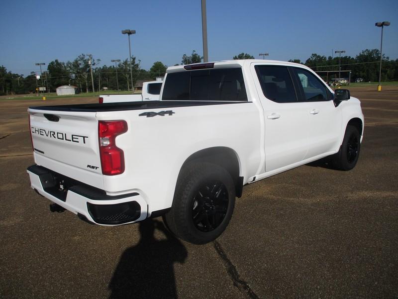 Chevrolet Silverado 1500 RST Crew Cab 4WD 2026