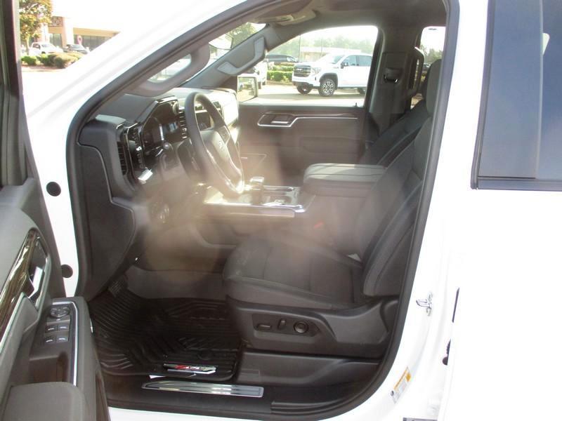Chevrolet Silverado 1500 RST Crew Cab 4WD 2026