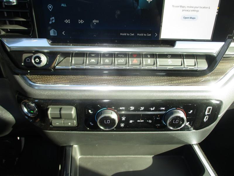 Chevrolet Silverado 1500 RST Crew Cab 4WD 2026