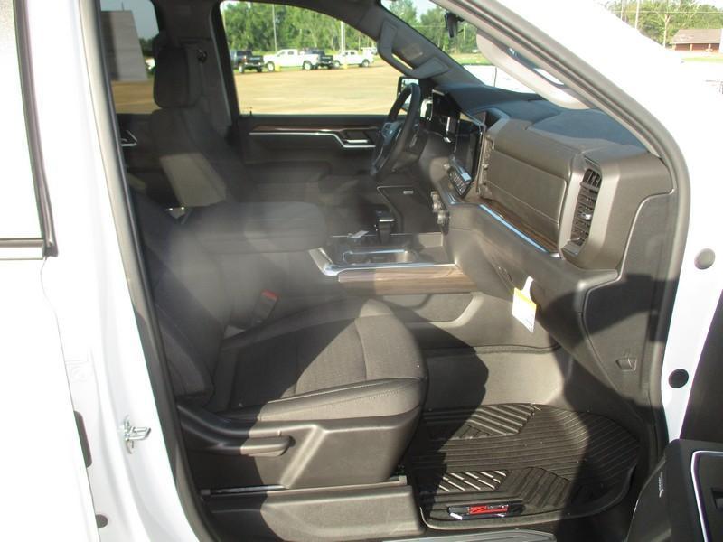 Chevrolet Silverado 1500 RST Crew Cab 4WD 2026