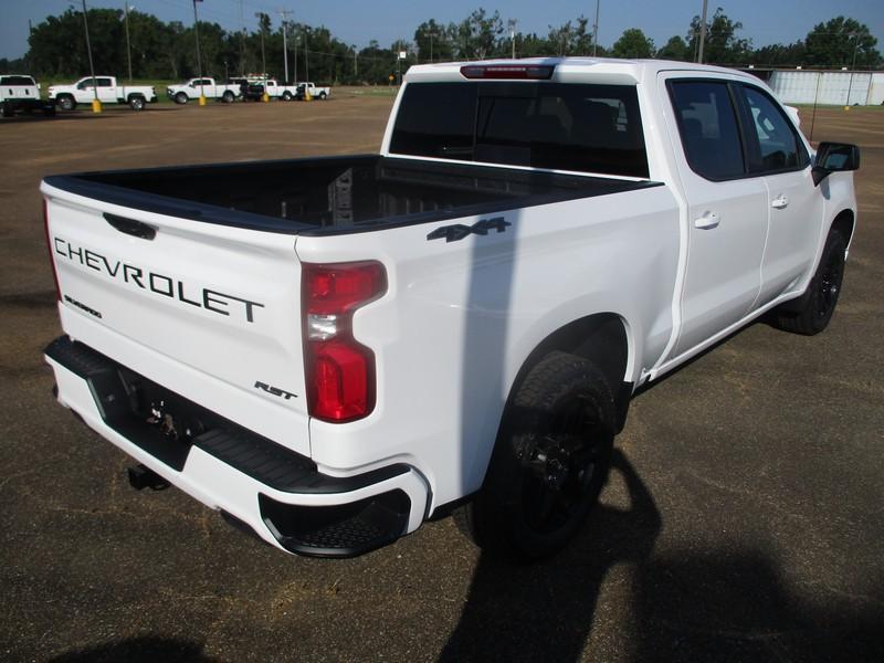 Chevrolet Silverado 1500 RST Crew Cab 4WD 2026