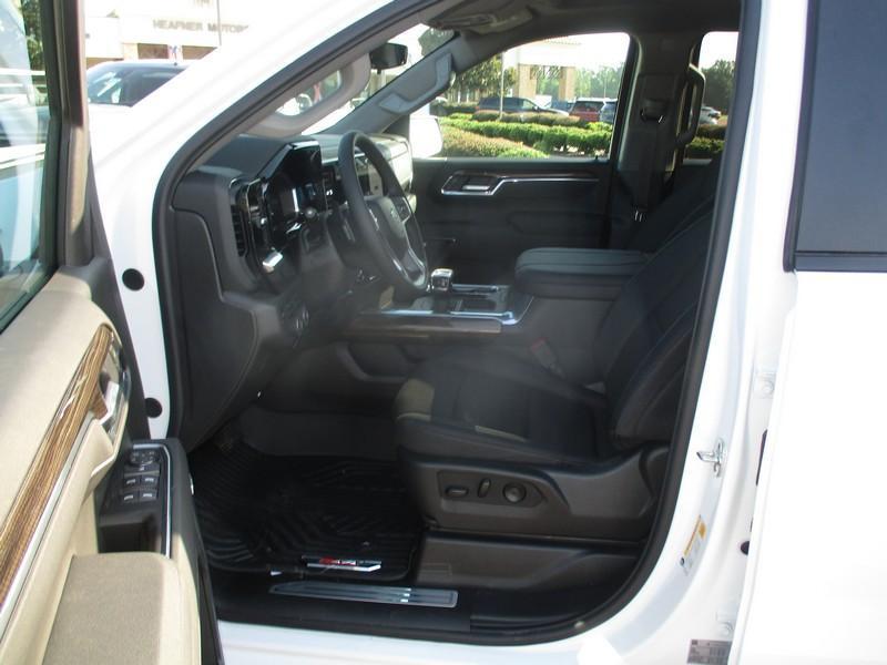 Chevrolet Silverado 1500 RST Crew Cab 4WD 2026