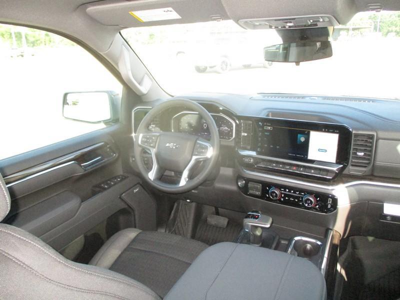 Chevrolet Silverado 1500 RST Crew Cab 4WD 2026