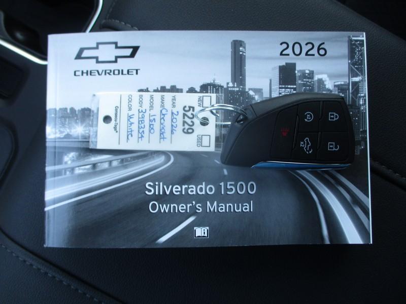 Chevrolet Silverado 1500 RST Crew Cab 4WD 2026