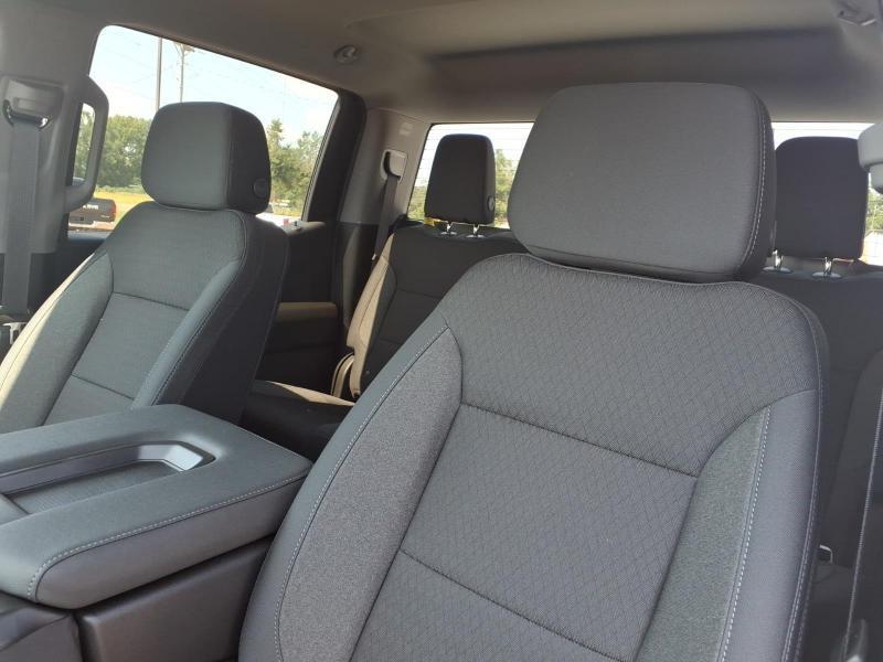 Chevrolet Silverado 1500 Trail Boss Custom Crew Cab 4WD 2026