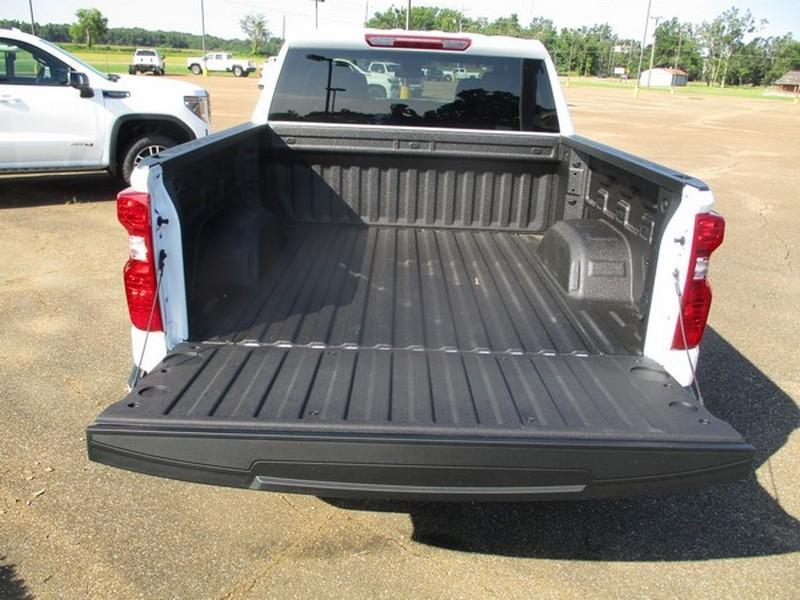 Chevrolet Silverado 1500 Custom Crew Cab 4WD 2026