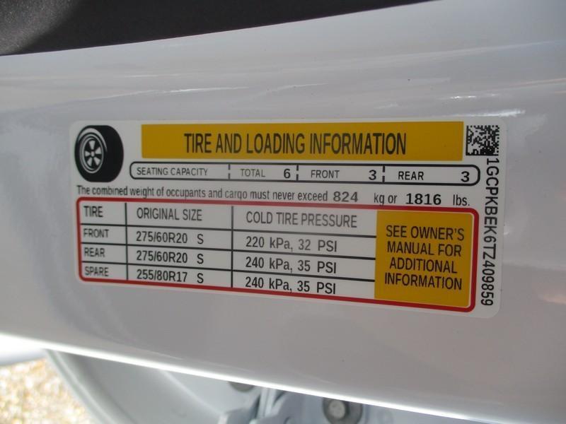 Chevrolet Silverado 1500 Custom Crew Cab 4WD 2026