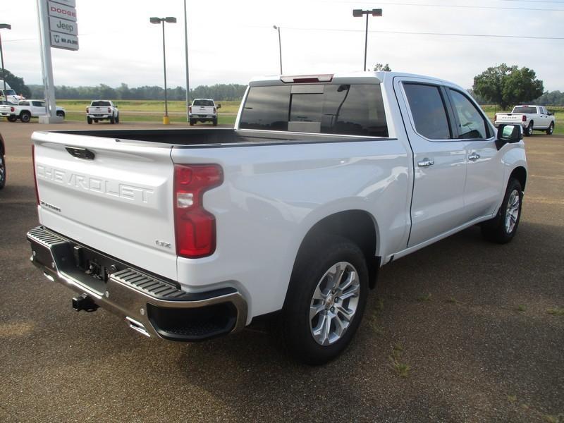 Chevrolet Silverado 1500 LTZ Crew Cab 4WD 2026