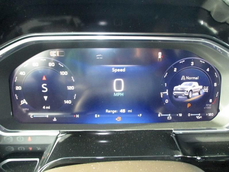 Chevrolet Silverado 1500 LTZ Crew Cab 4WD 2026