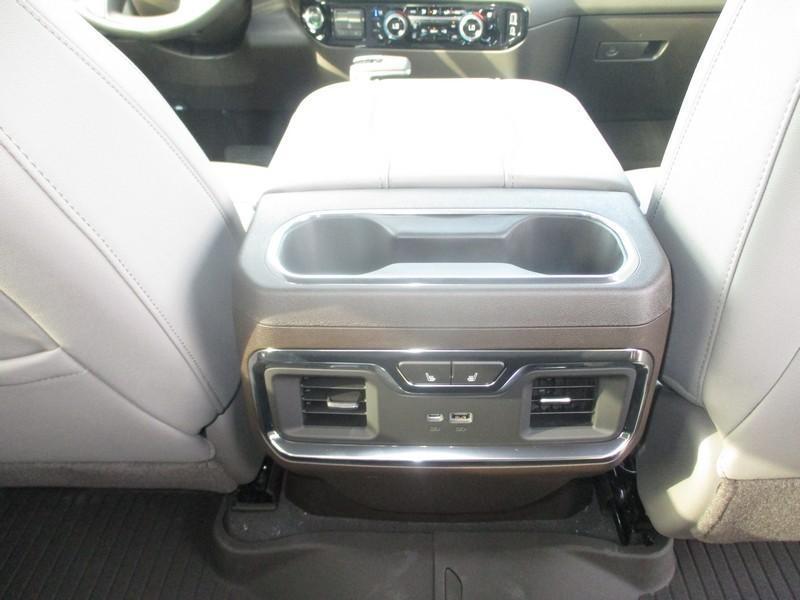 Chevrolet Silverado 1500 LTZ Crew Cab 4WD 2026