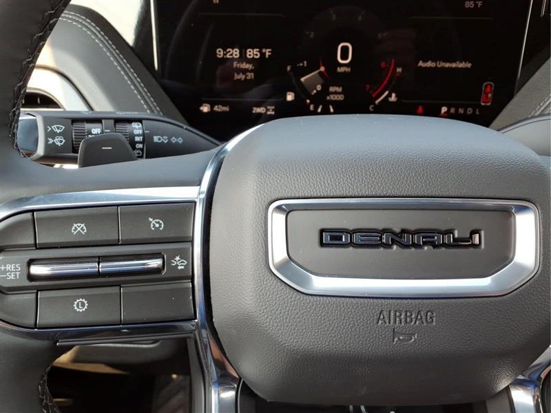 GMC Yukon Denali 4WD 2026