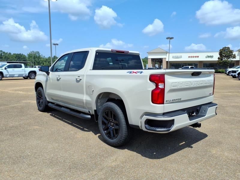 Chevrolet Silverado 1500 RST Select Package Crew Cab 4WD 2026