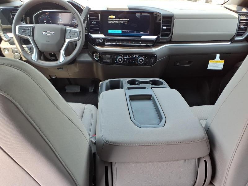 Chevrolet Silverado 1500 RST Select Package Crew Cab 4WD 2026