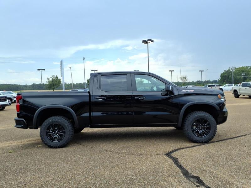 Chevrolet Silverado 1500 ZR2 Crew Cab 4WD 2026