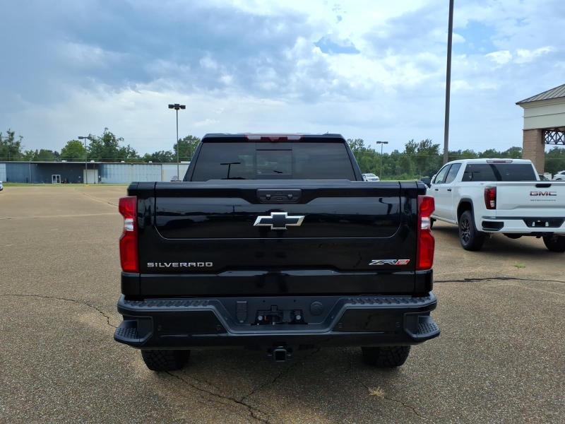 Chevrolet Silverado 1500 ZR2 Crew Cab 4WD 2026