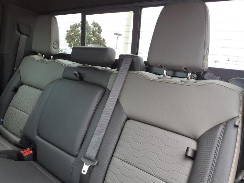 Chevrolet Silverado 1500 ZR2 Crew Cab 4WD 2026