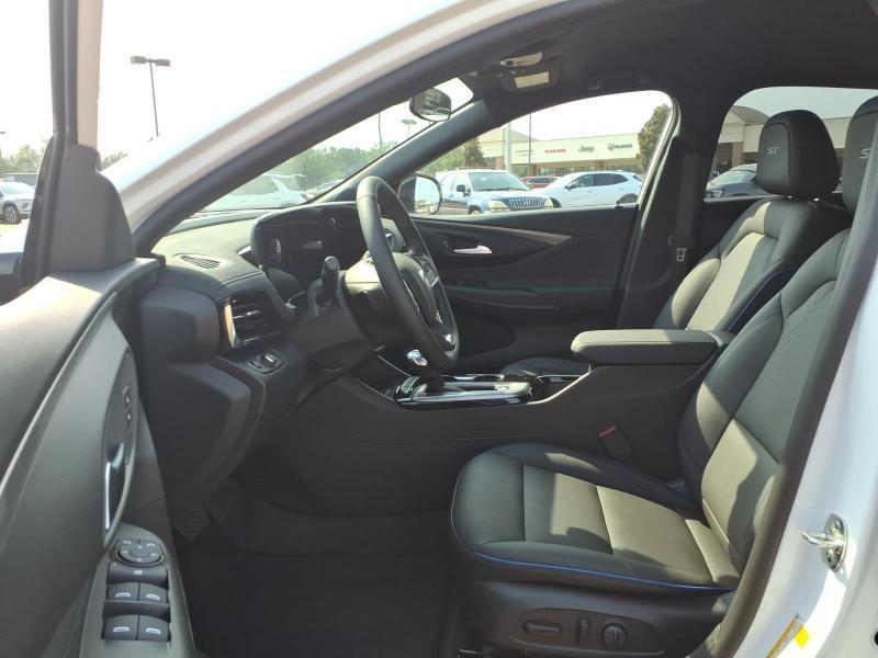 Buick Envista Sport Touring 2026