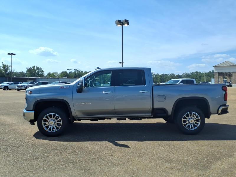 Chevrolet Silverado 2500HD LTZ Crew Cab Long Box 4WD 2026