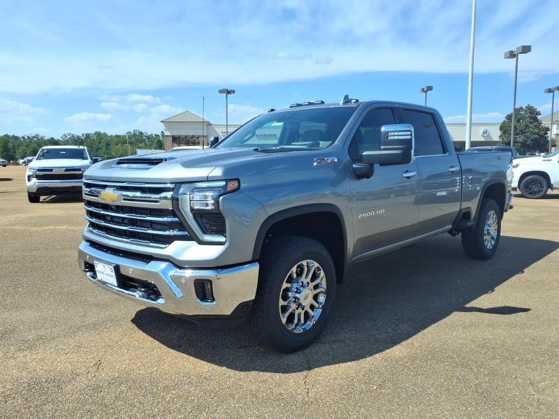 Chevrolet Silverado 2500HD LTZ Crew Cab Long Box 4WD 2026