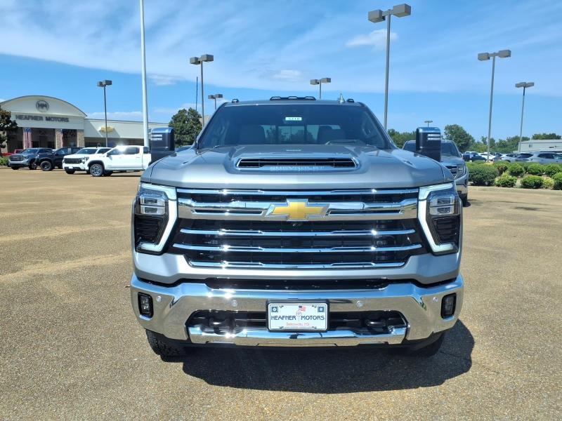 Chevrolet Silverado 2500HD LTZ Crew Cab Long Box 4WD 2026