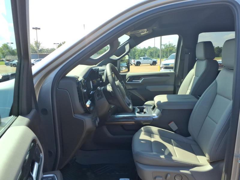 Chevrolet Silverado 2500HD LTZ Crew Cab Long Box 4WD 2026