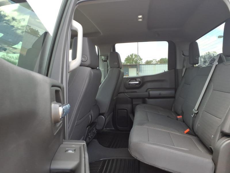 Chevrolet Silverado 1500 Custom Crew Cab 4WD 2026