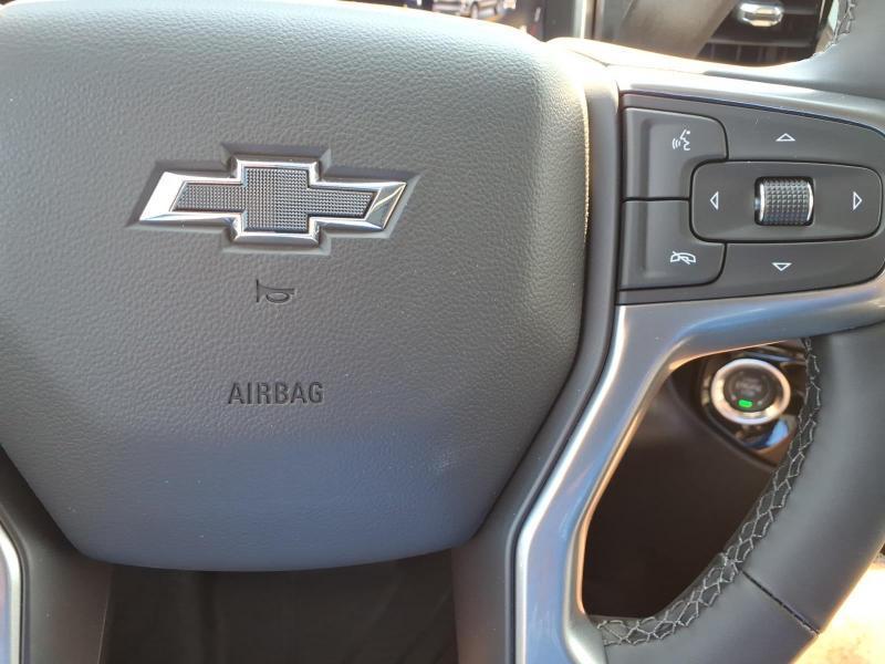 Chevrolet Silverado 1500 RST Select Package Crew Cab 4WD 2026