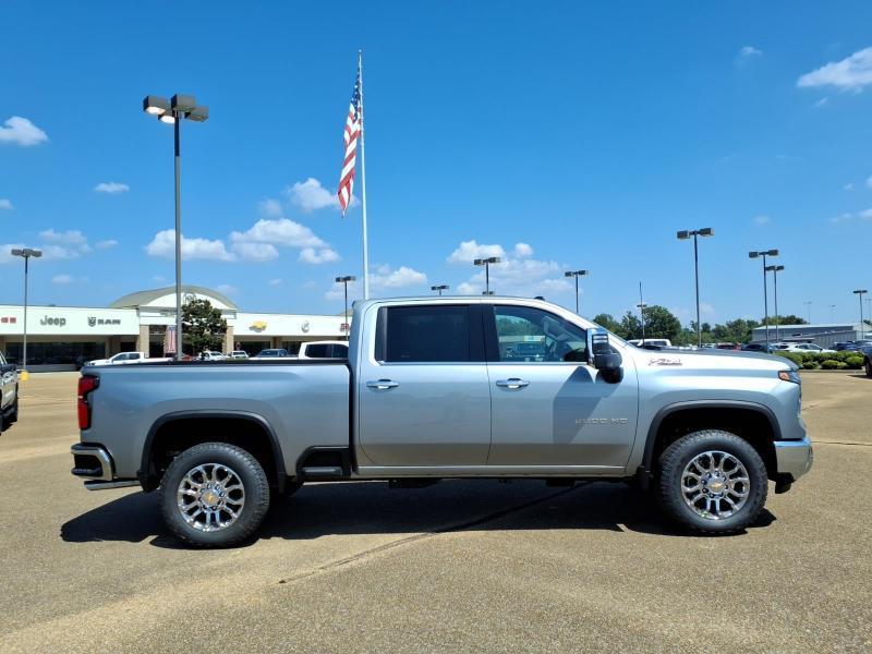 Chevrolet Silverado 2500HD LTZ Crew Cab Long Box 4WD 2026