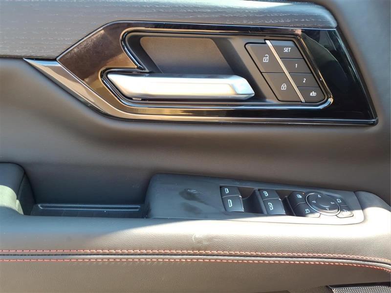 GMC Yukon 4WD 4dr AT4 Ultimate 2027