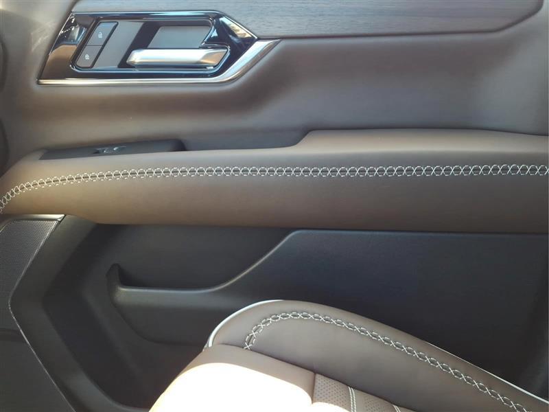 GMC Yukon Denali Ultimate 4WD 2027