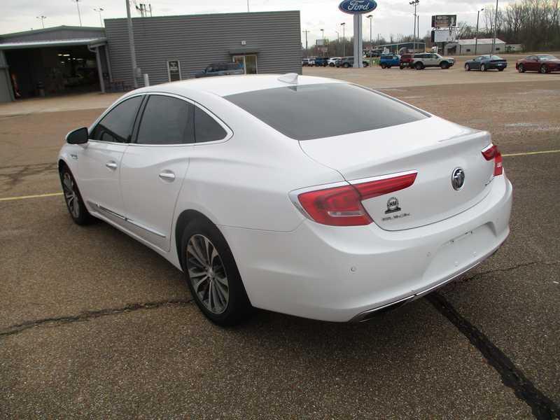 Buick LaCrosse Essence 2018