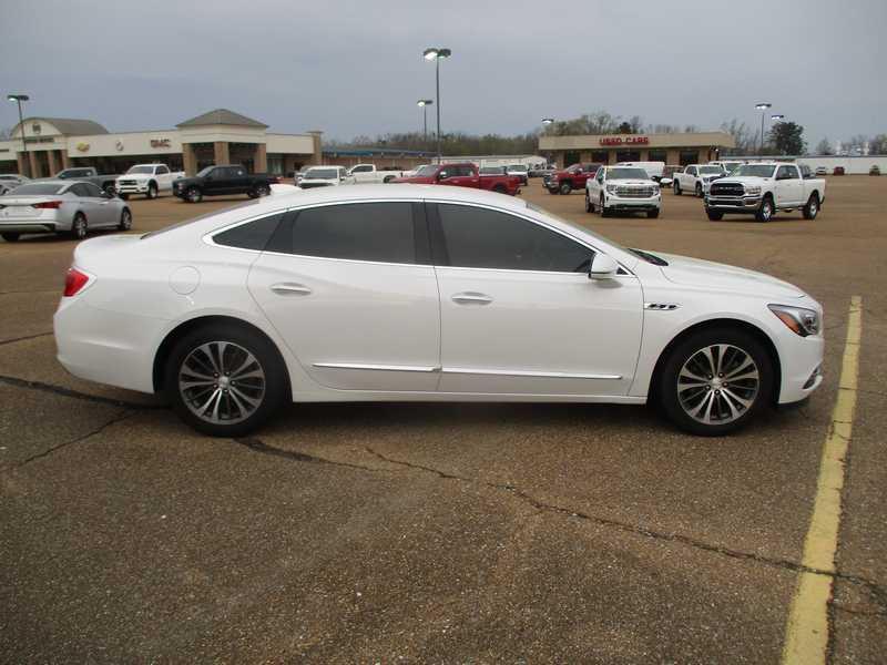 Buick LaCrosse Essence 2018