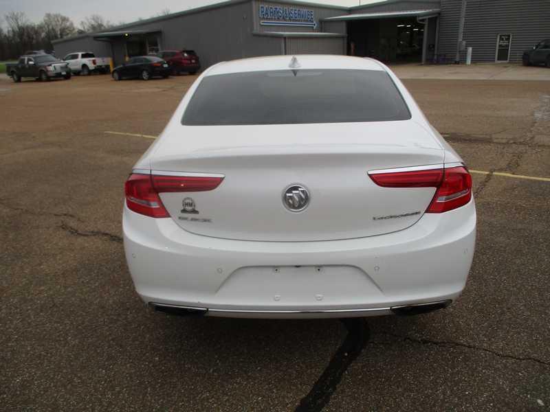 Buick LaCrosse Essence 2018