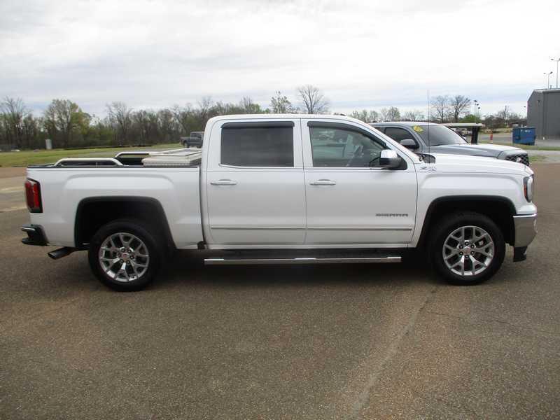 GMC Sierra 1500 SLT Crew Cab Short Box 4WD 2018