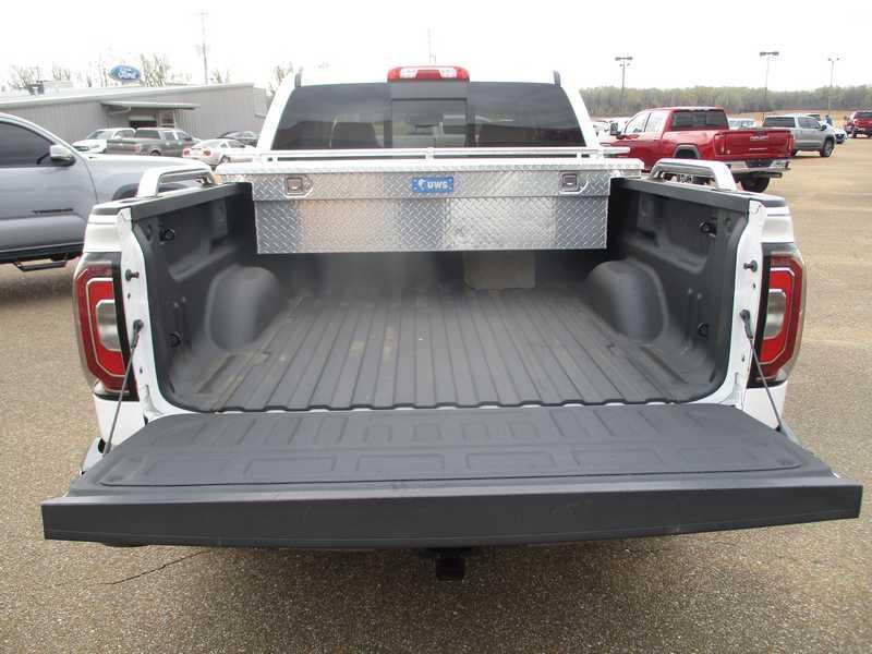 GMC Sierra 1500 SLT Crew Cab Short Box 4WD 2018