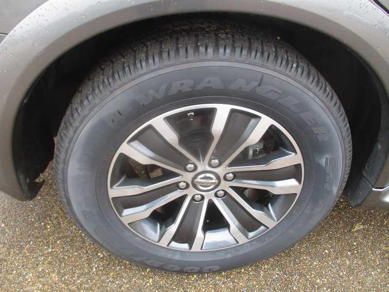 Nissan Armada SL 2WD 2020