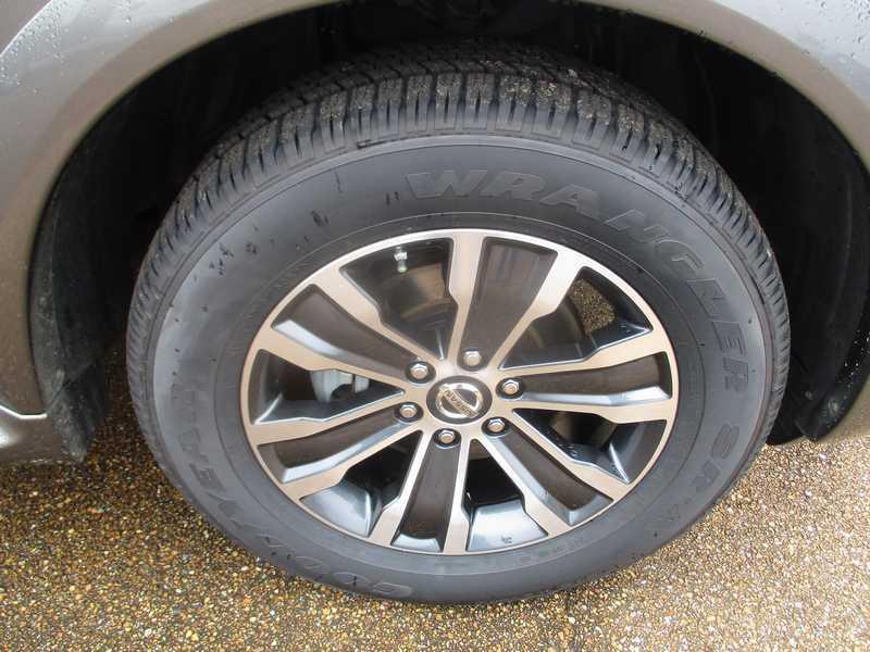 Nissan Armada SL 2WD 2020