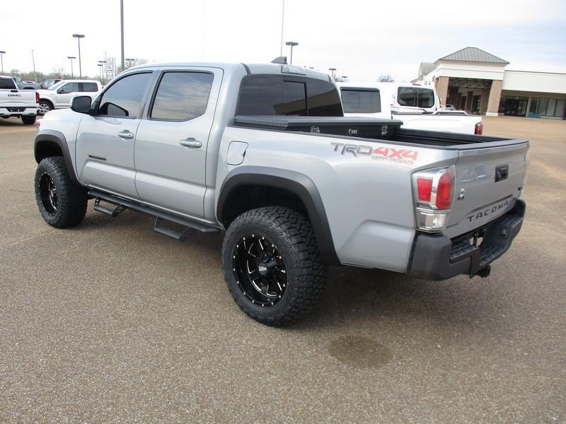 Toyota Tacoma  2020