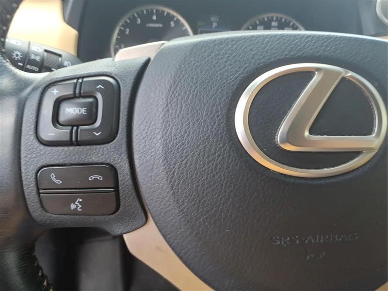 Lexus NX 200t FWD 2017