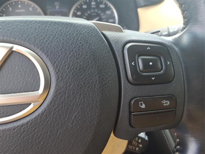 Lexus NX 200t FWD 2017