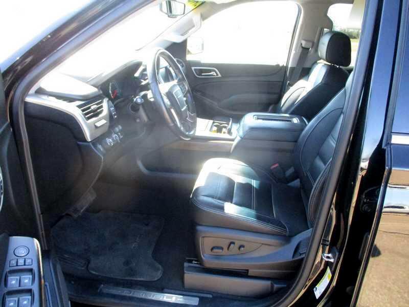 GMC Yukon Denali 4WD 2019 GMC Yukon Denali 4WD 2019