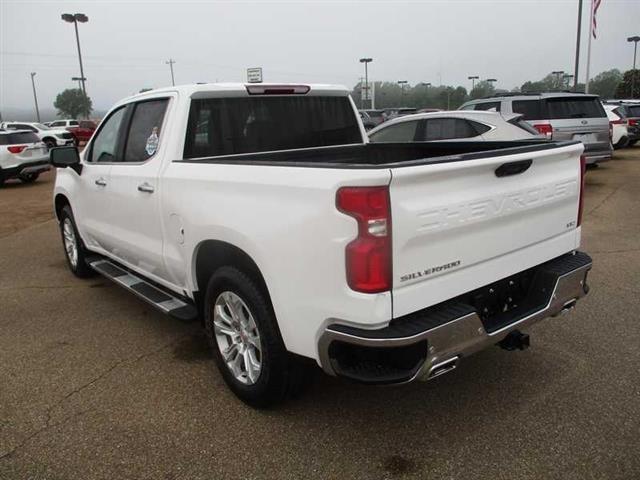 Chevrolet Silverado 1500 LTZ Crew Cab 4WD 2023