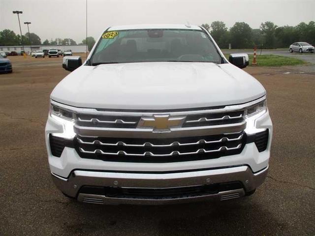 Chevrolet Silverado 1500 LTZ Crew Cab 4WD 2023