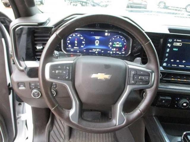 Chevrolet Silverado 1500 LTZ Crew Cab 4WD 2023