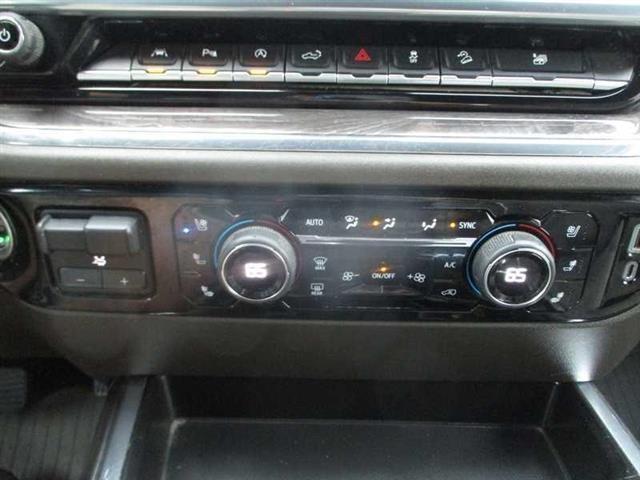Chevrolet Silverado 1500 LTZ Crew Cab 4WD 2023