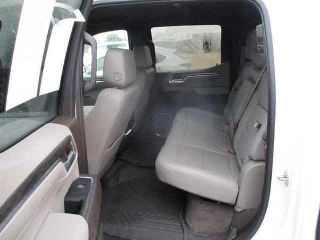 Chevrolet Silverado 1500 LTZ Crew Cab 4WD 2023