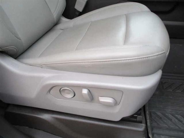 Chevrolet Silverado 1500 LTZ Crew Cab 4WD 2023